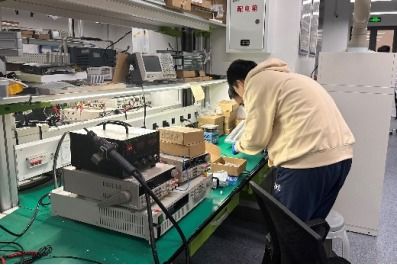 苏文电能科技股份董事长施小波一行到访电气工程学院