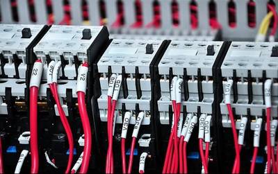 看这里,继电器应用的那些事儿_科技_网